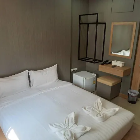 Pratunam19 Hotel Bangkok Exterior photo